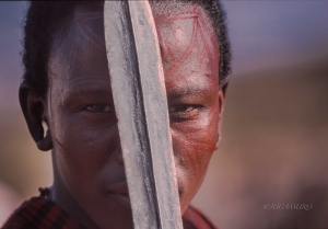 Guerrero masai. Tanzania. África Oriental.