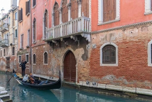 Góndola en canales secundarios.