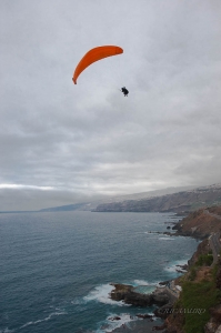 Paramotor. Parapente. Isla de Tenerife. Islas Canarias. españa.