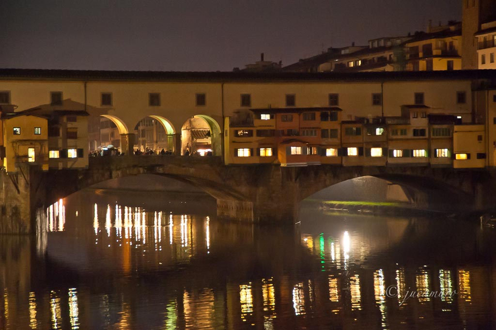 Ponte Vecchio. Arno River. Florence. Italy.