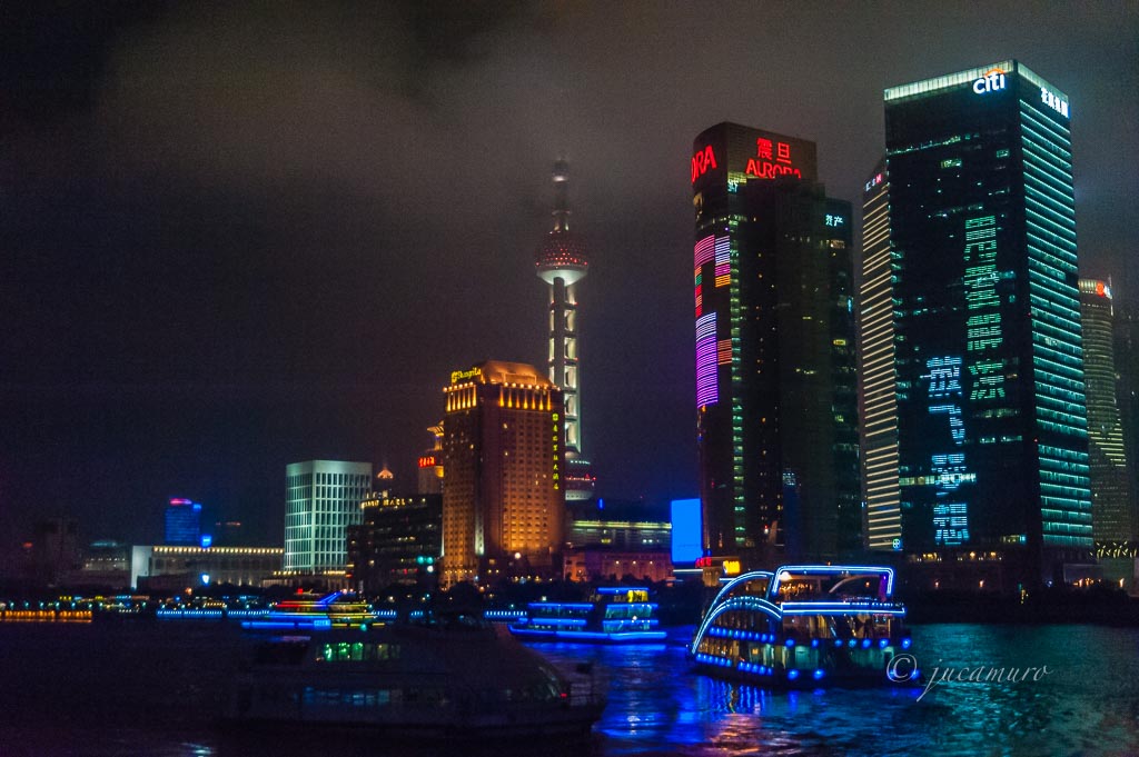 Vista nocturna. Shanghai. China.