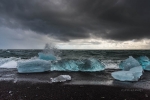 Bloques de hielo en la rompiente. Diamond Beach.