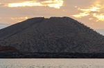 Cono volcánico. Isla Floreana. Islas Galápagos. Ecuador. Sudamérica.